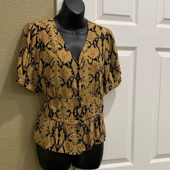 Catherine Malandrino blouse top size M Catherine Malandrino blouse top size M - Picture 5 of 6